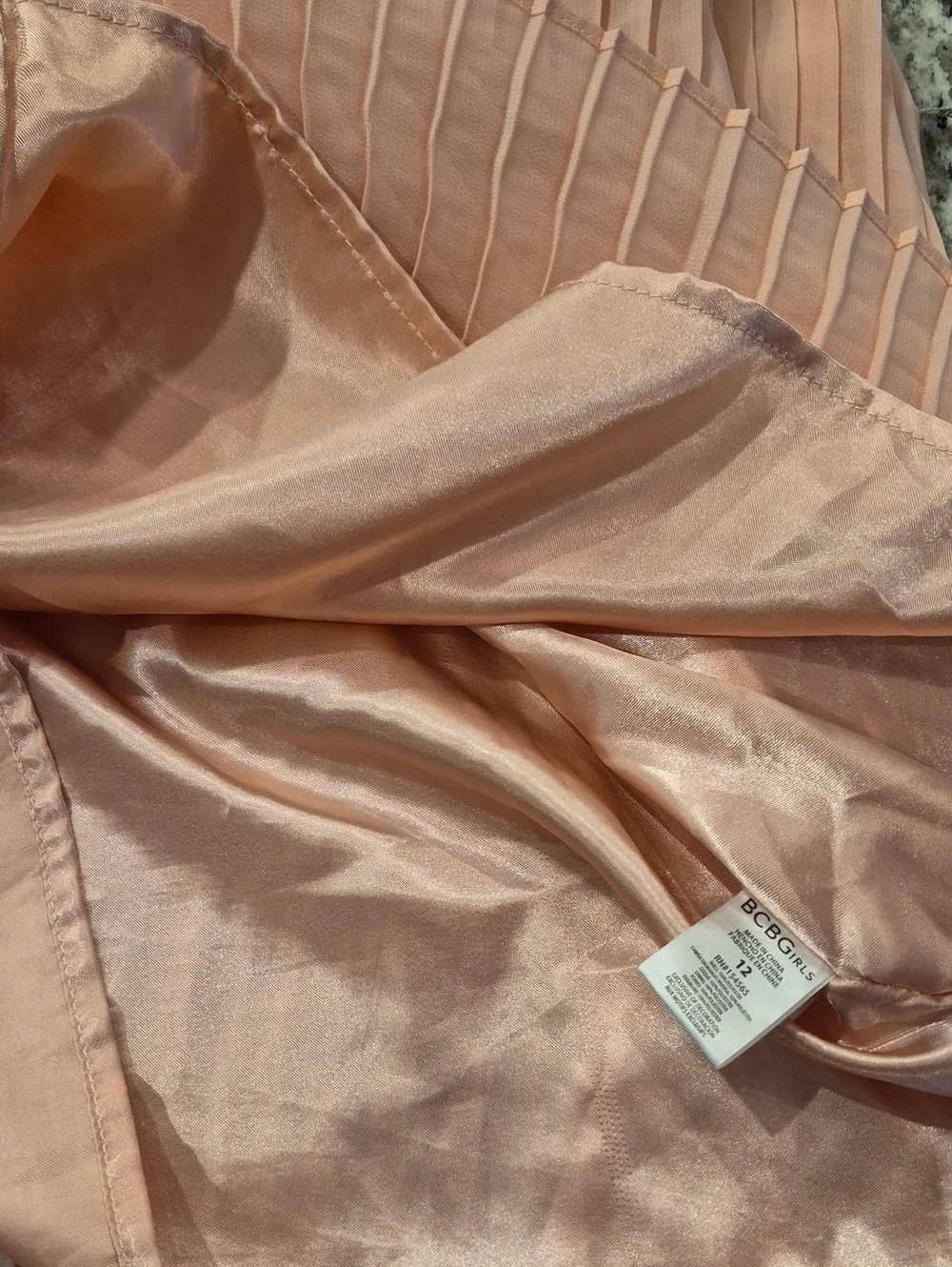 BCBGirls Blush Pleated Cap-Sleeve Shift Dress Size 12